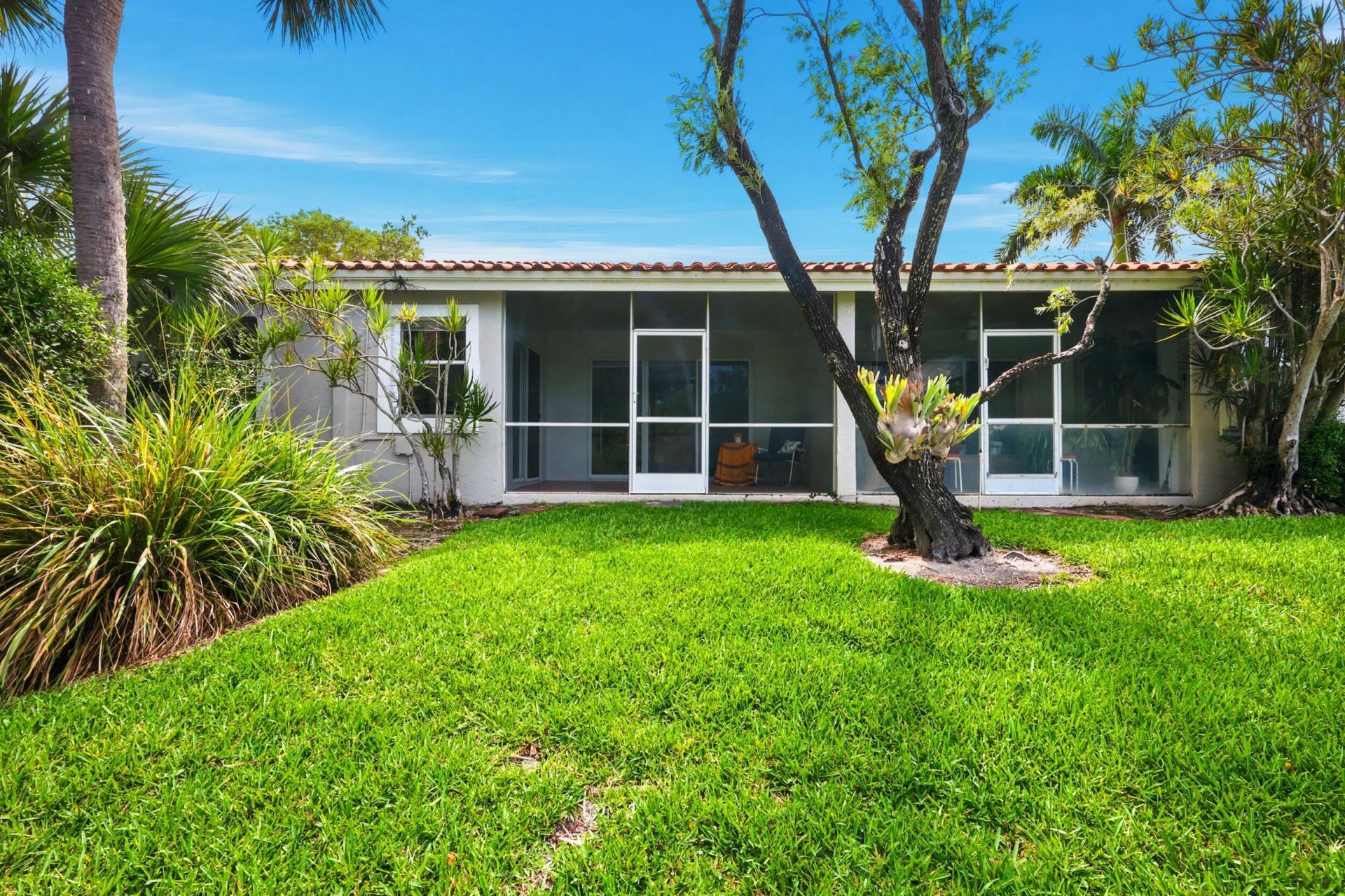 10432 Lake Vista Circle, Boca Raton, FL 33498 Photo