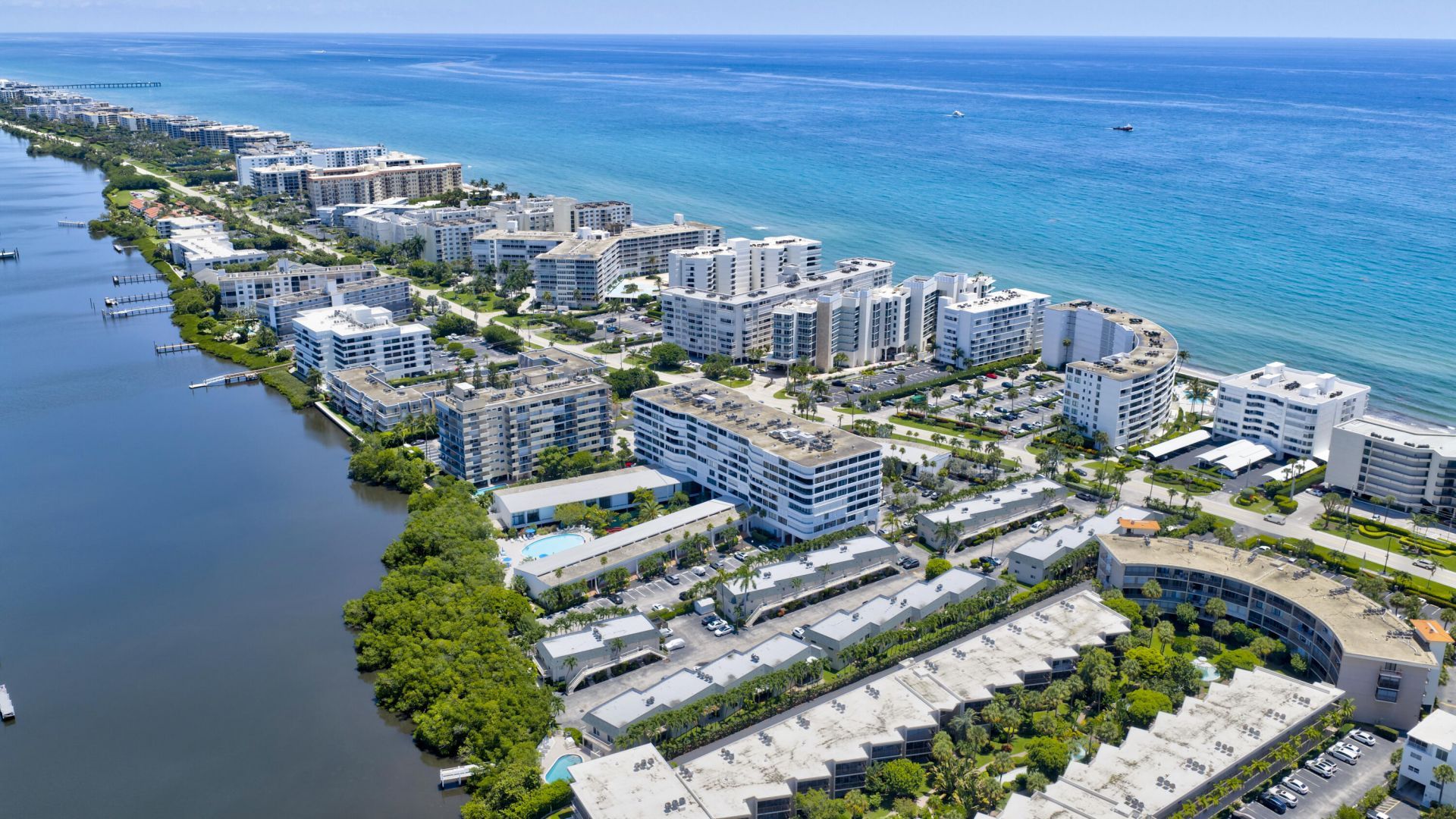 3589 S Ocean Boulevard, Unit 26, South Palm Beach, FL 33480 Photo