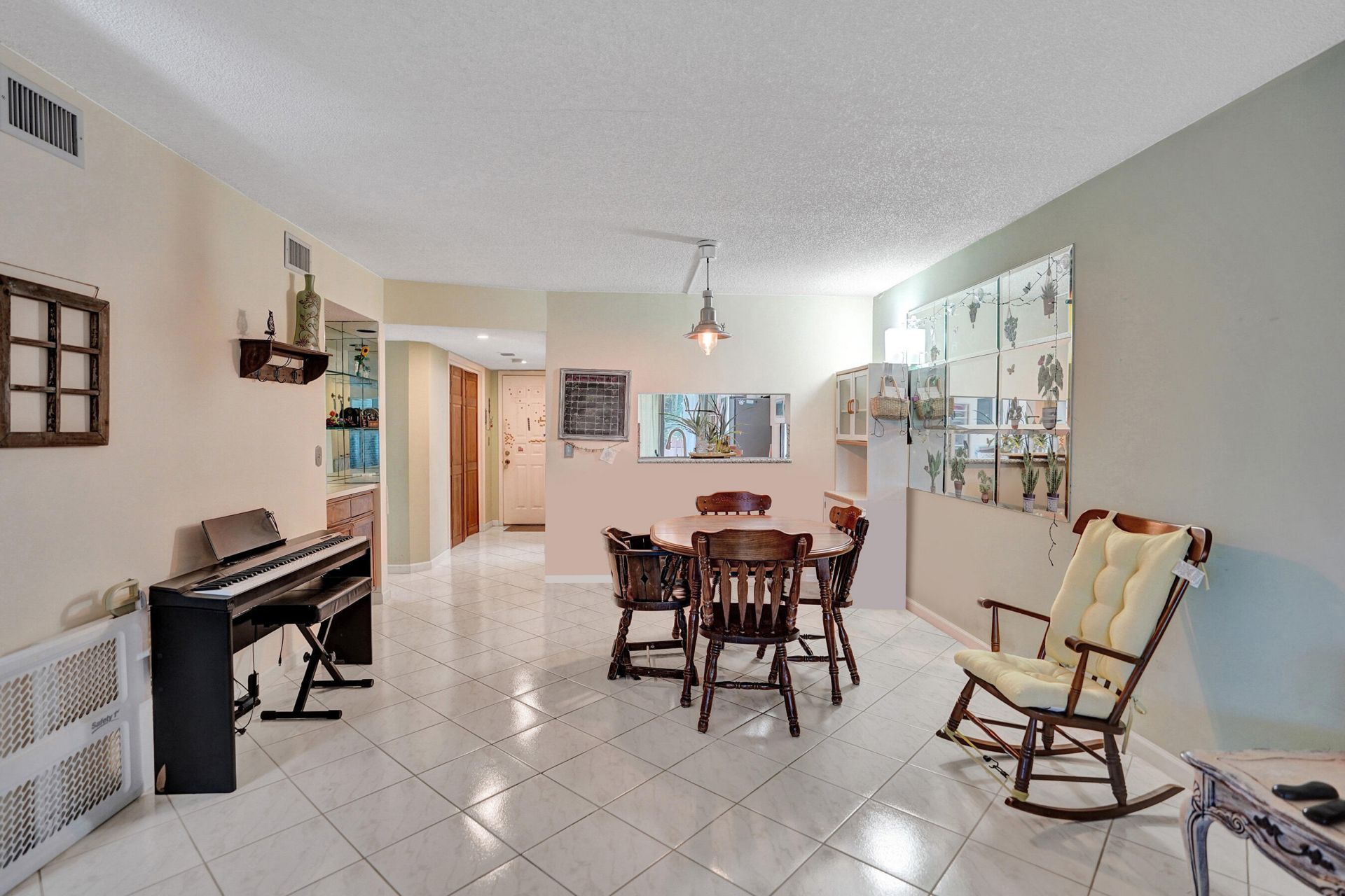 5201 W Club Circle, Unit 103, Boca Raton, FL 33431 Photo