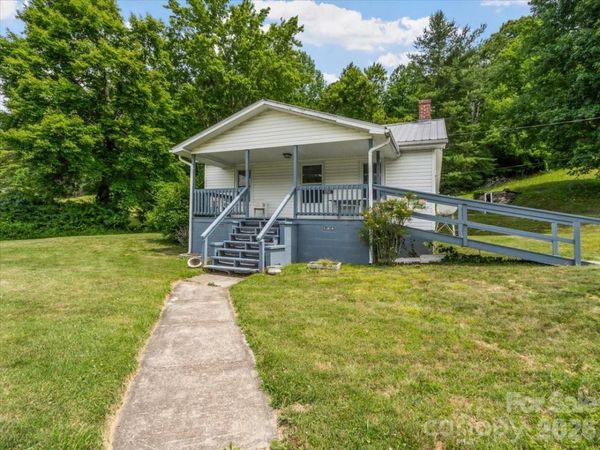 659 Newdale Church Road, Burnsville, NC 28714