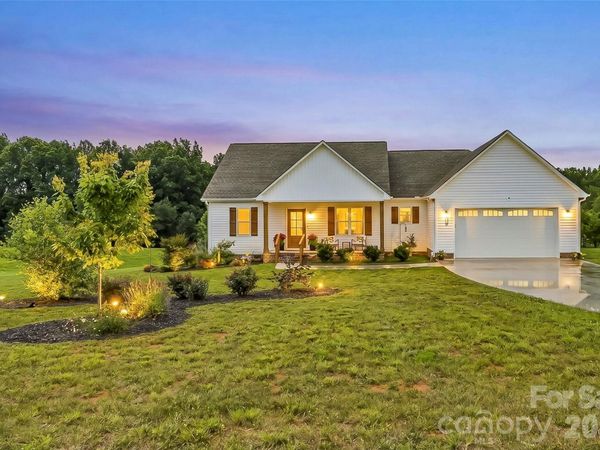 1459 Malden Court, Crouse, NC 28033