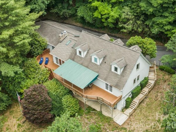 640 Knollwood Drive , Boone, NC 28607