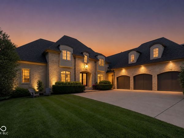 15479 Hidden Oaks Lane, Carmel, IN 46033