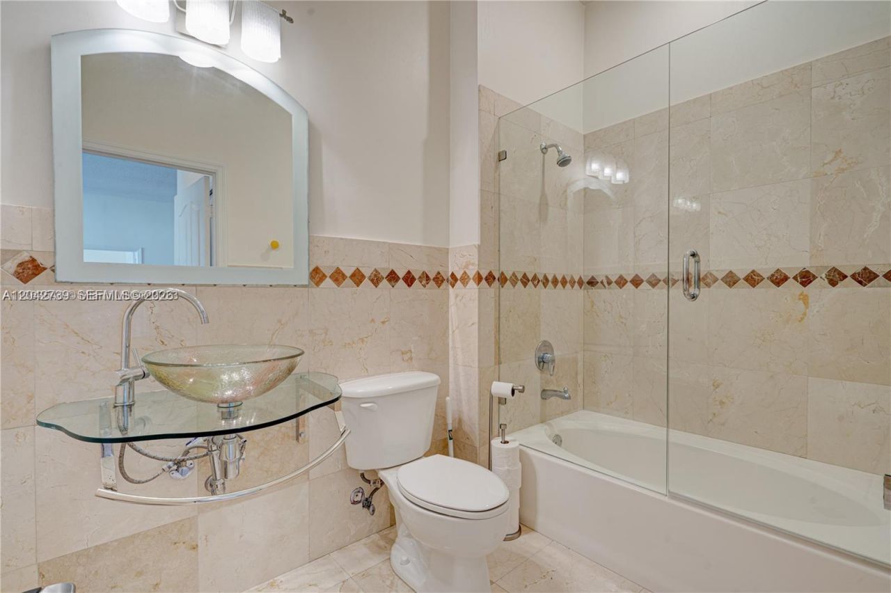 2665 SW 37th Ave , Unit 101, Miami, FL 33133 Photo