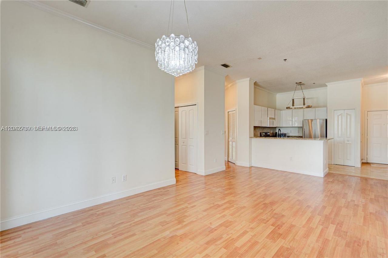 2665 SW 37th Ave , Unit 101, Miami, FL 33133 Photo