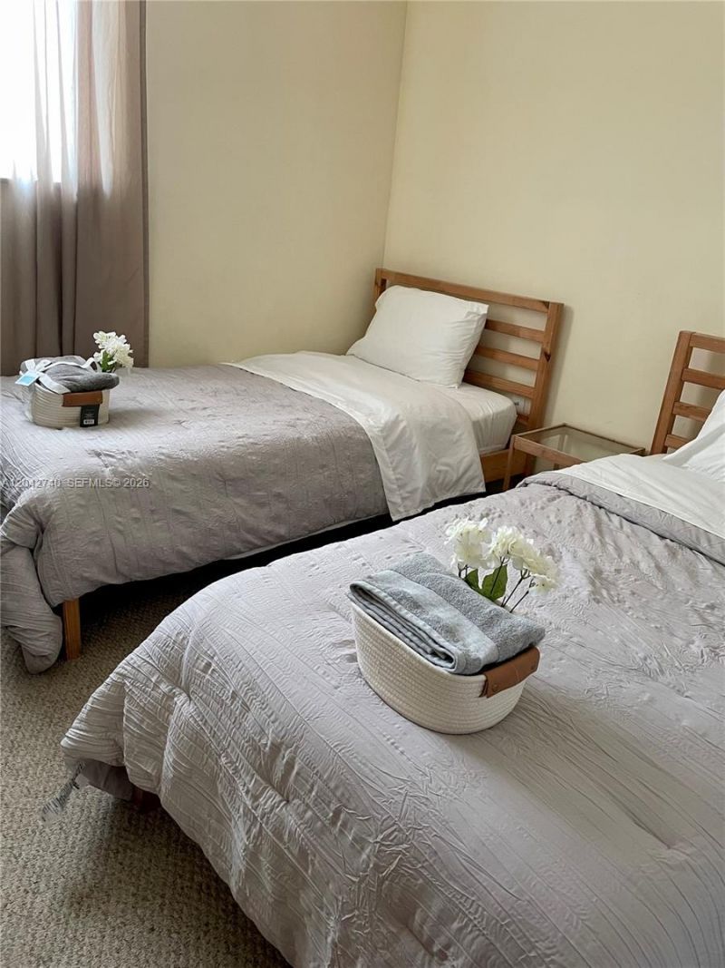 2280 SW 32nd Ave , Unit 202, Miami, FL 33145 Photo