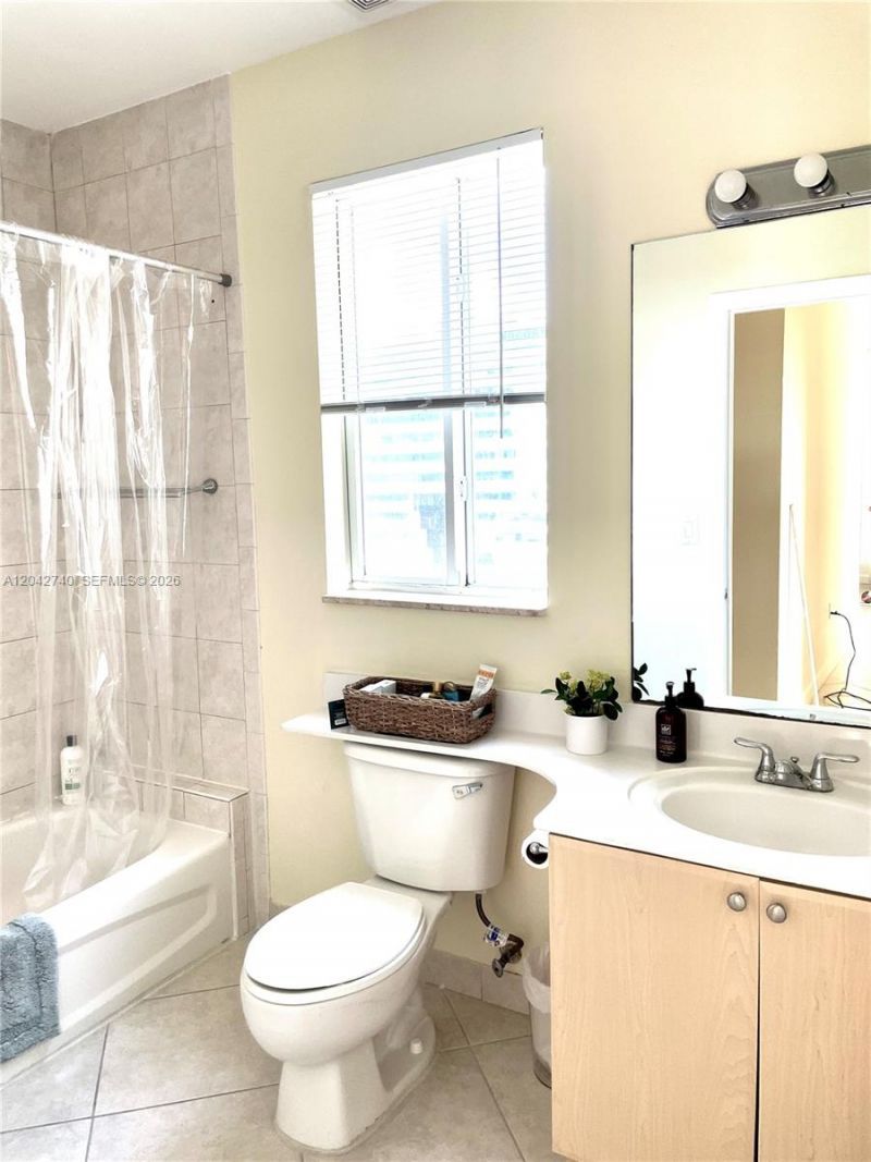 2280 SW 32nd Ave , Unit 202, Miami, FL 33145 Photo