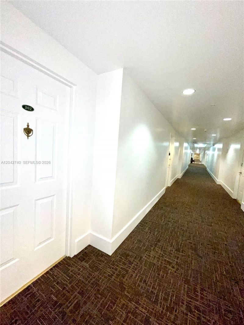 2280 SW 32nd Ave , Unit 202, Miami, FL 33145 Photo
