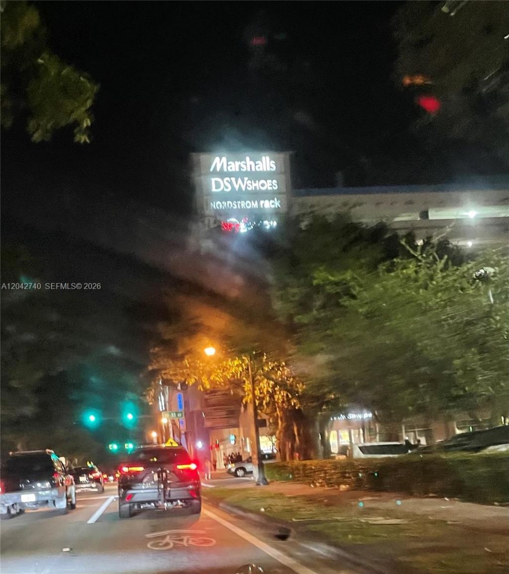 2280 SW 32nd Ave , Unit 202, Miami, FL 33145 Photo
