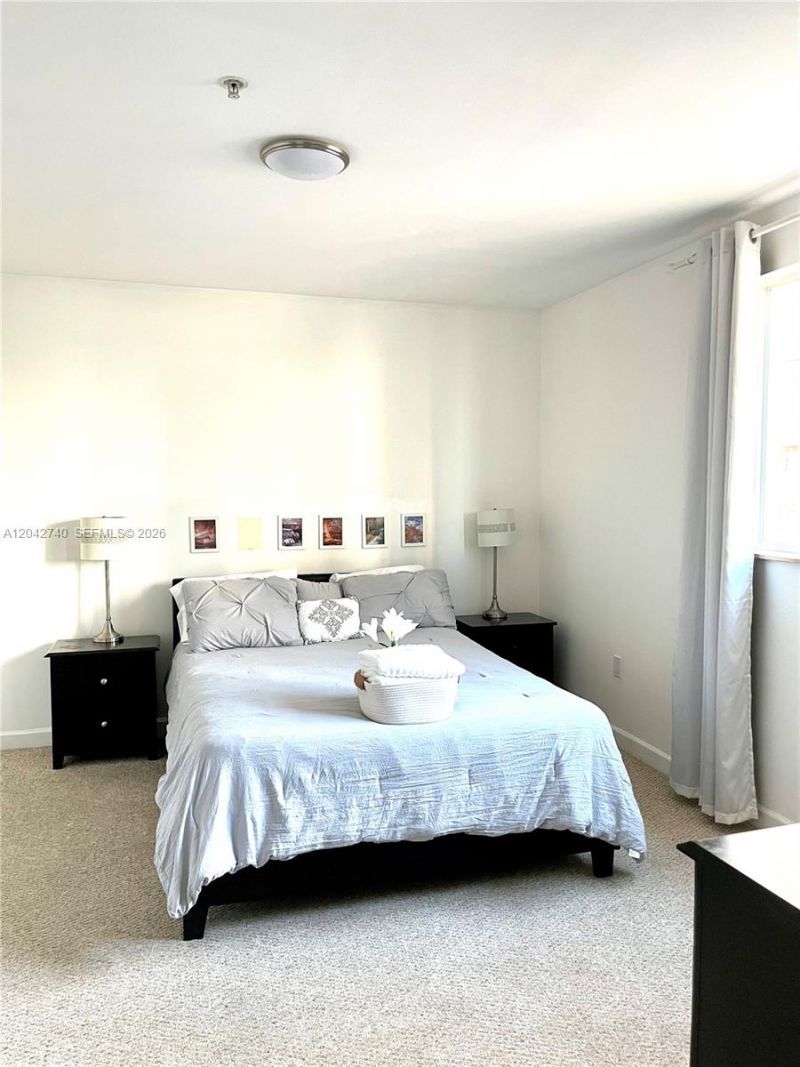 2280 SW 32nd Ave , Unit 202, Miami, FL 33145 Photo