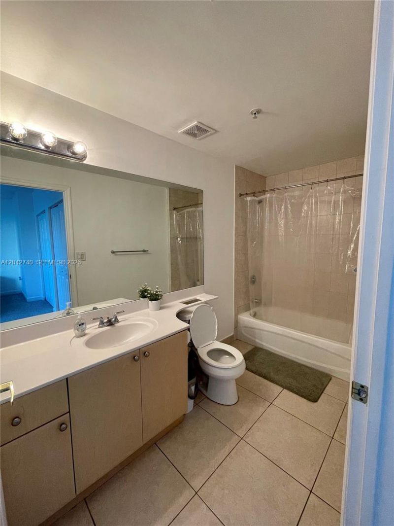 2280 SW 32nd Ave , Unit 202, Miami, FL 33145 Photo