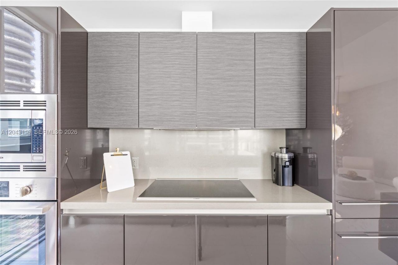1080 Brickell Ave, Unit 1509, Miami, FL 33131 Photo