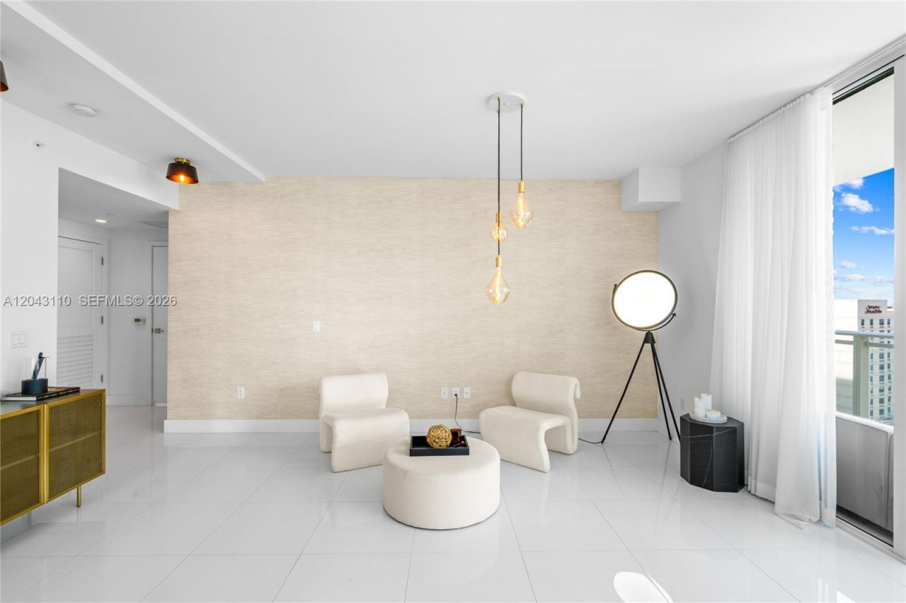 1080 Brickell Ave, Unit 1509, Miami, FL 33131 Photo