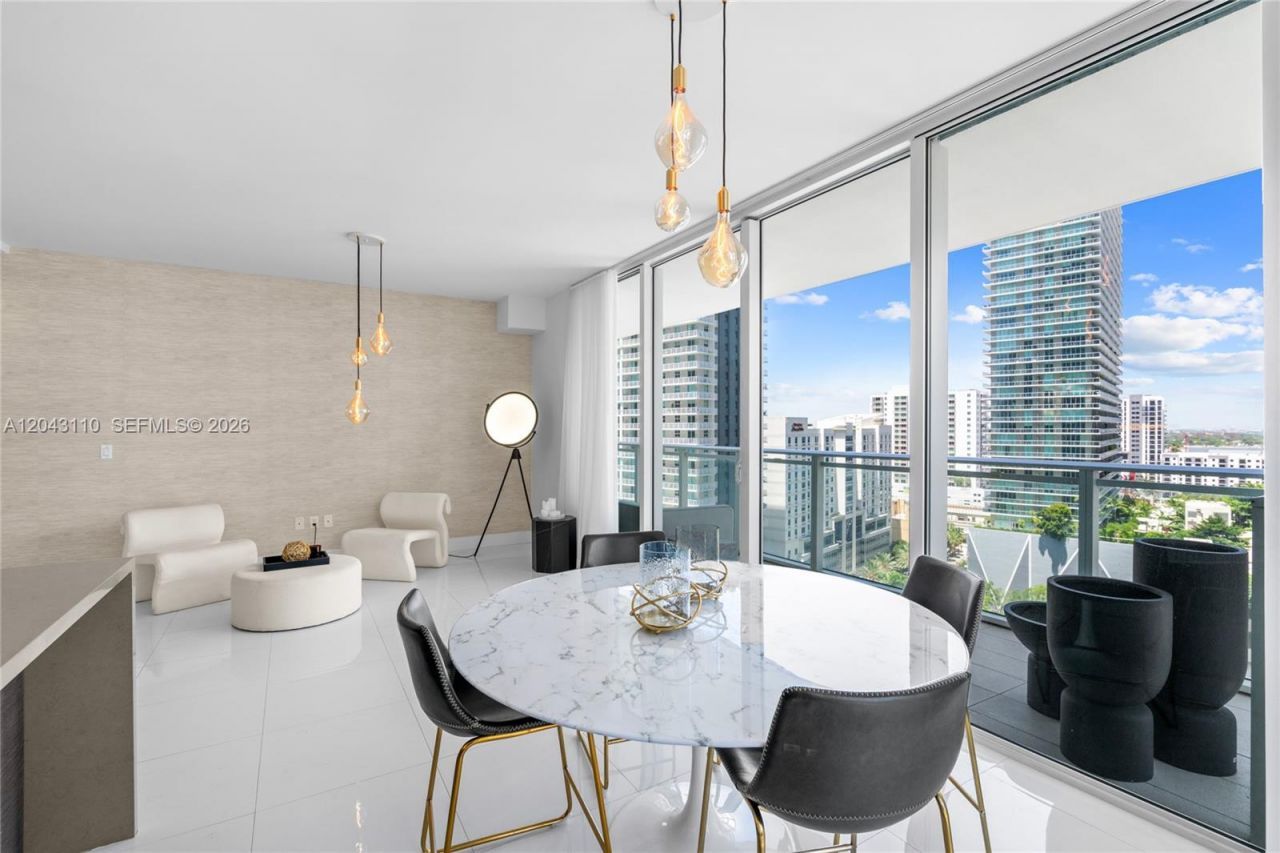 1080 Brickell Ave, Unit 1509, Miami, FL 33131 Photo