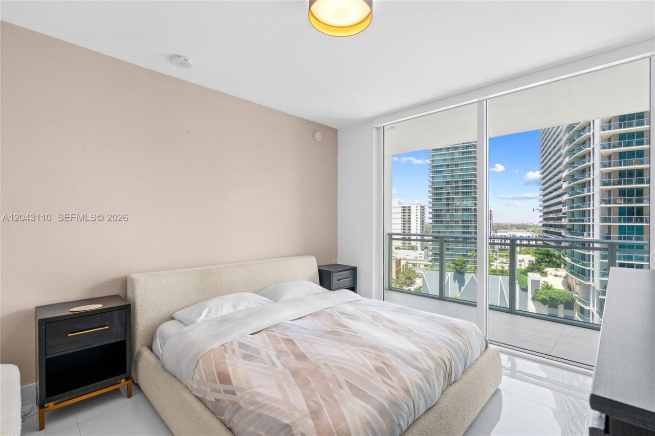 1080 Brickell Ave, Unit 1509, Miami, FL 33131 Photo