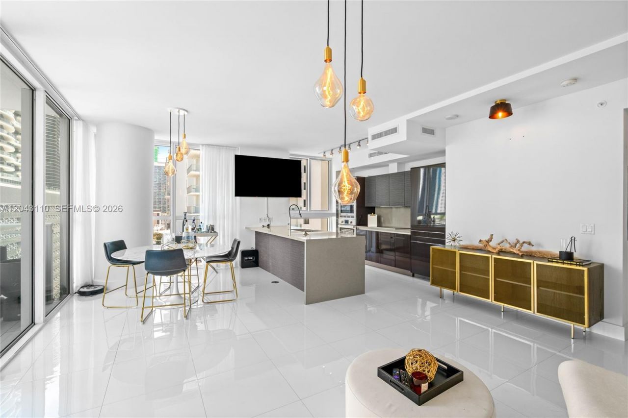 1080 Brickell Ave, Unit 1509, Miami, FL 33131 Photo