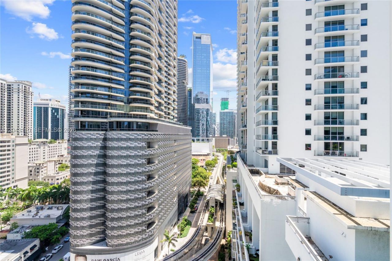 1080 Brickell Ave, Unit 1509, Miami, FL 33131 Photo