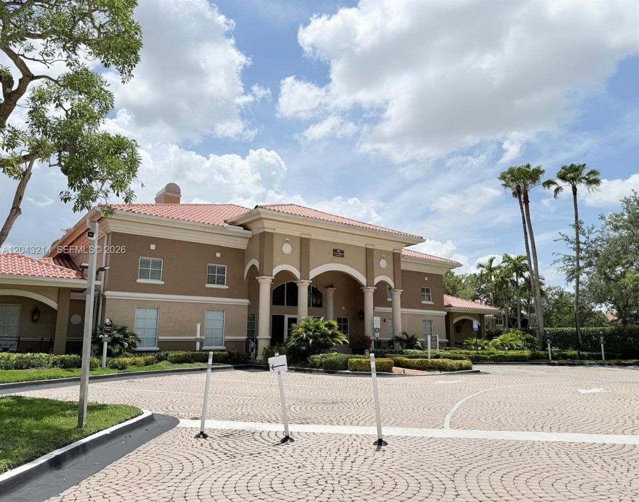 100 SW 117th Ter , Unit 2207, Pembroke Pines, FL 33025 Photo