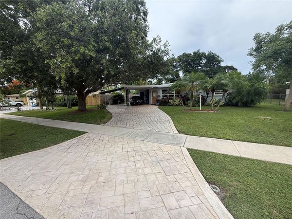 1232 SW 1st Ave , Pompano Beach, FL 33060