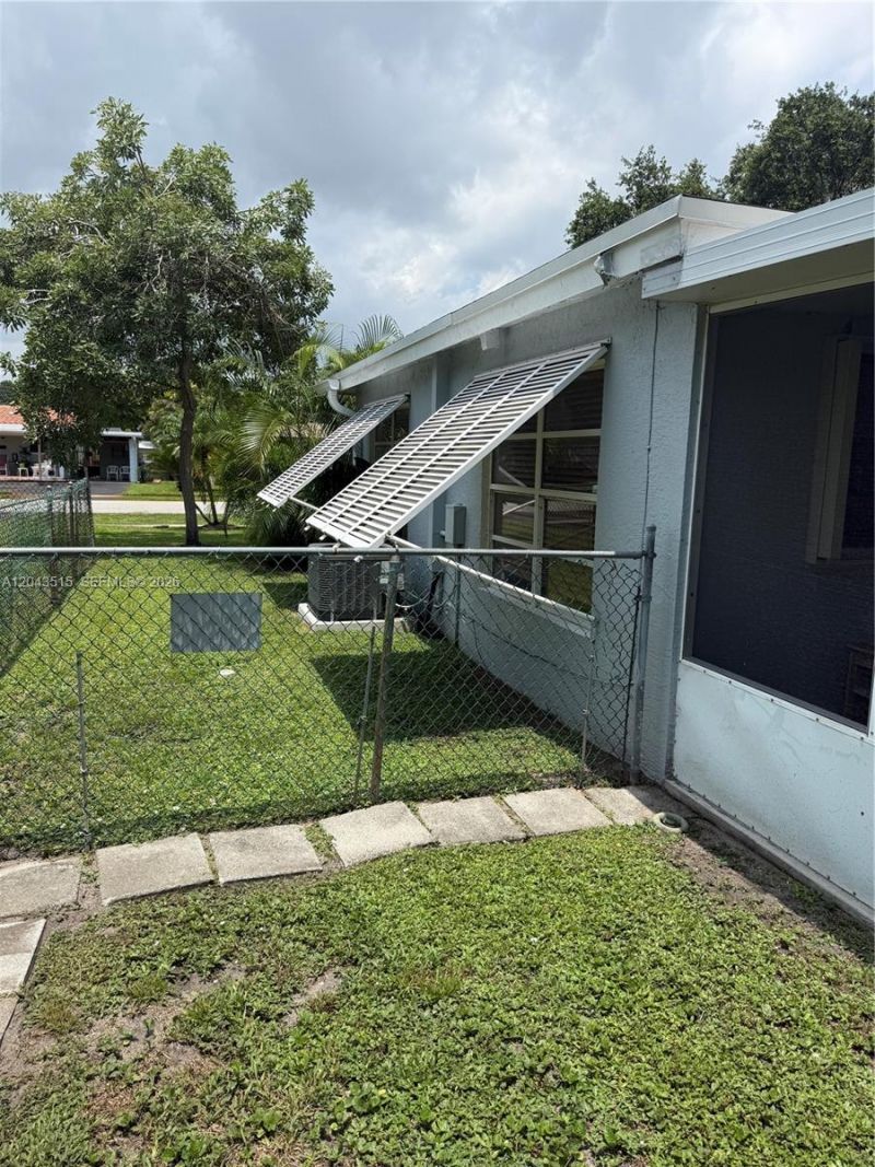 1232 SW 1st Ave , Pompano Beach, FL 33060 Photo