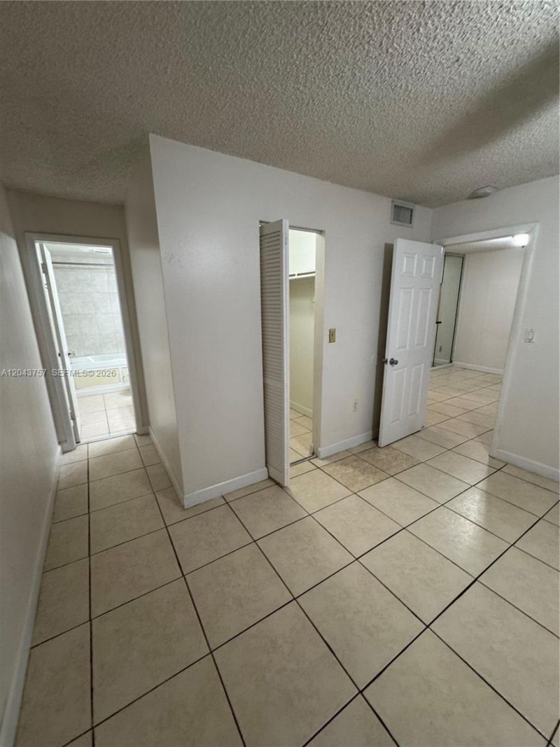 365 NE 125th St , Unit 301, North Miami, FL 33161 Photo