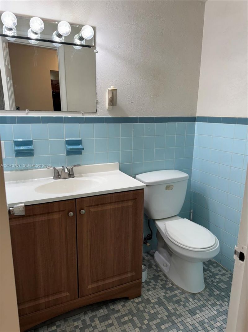 365 NE 125th St , Unit 301, North Miami, FL 33161 Photo