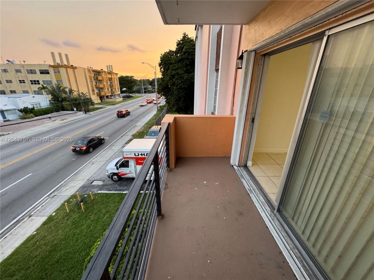 365 NE 125th St , Unit 301, North Miami, FL 33161 Photo