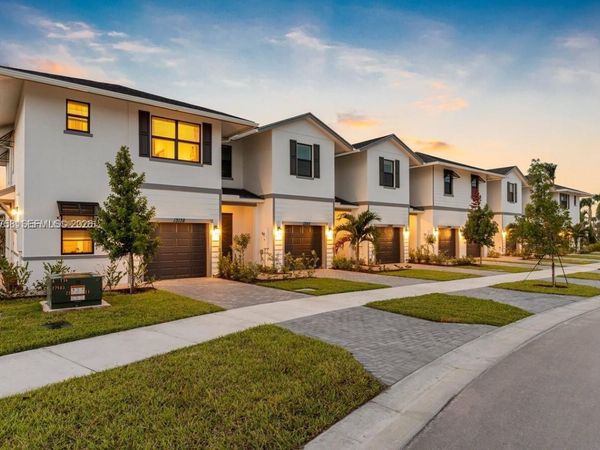 13138 Valletta Way , Unit 20-213, Port St. Lucie, FL 34987