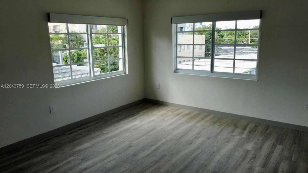 8035 Abbott Ave, Miami Beach, FL 33141 Photo