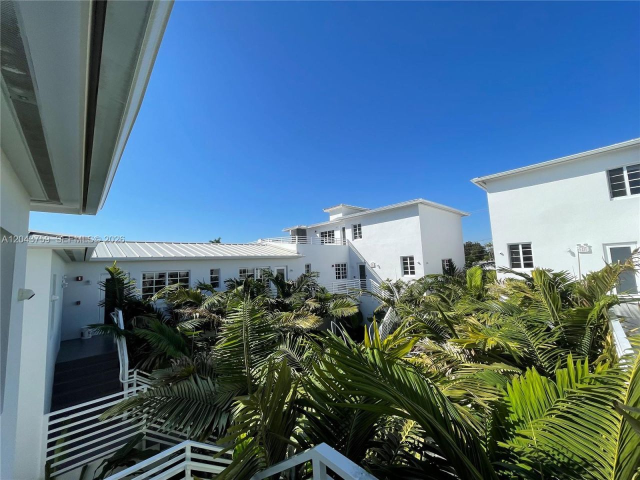 8035 Abbott Ave, Miami Beach, FL 33141 Photo