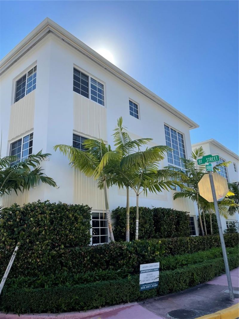 8035 Abbott Ave, Miami Beach, FL 33141 Photo