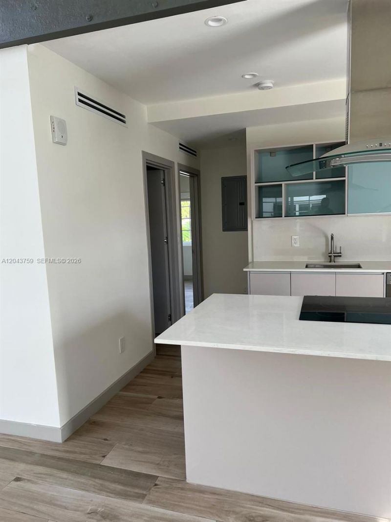 8035 Abbott Ave, Miami Beach, FL 33141 Photo