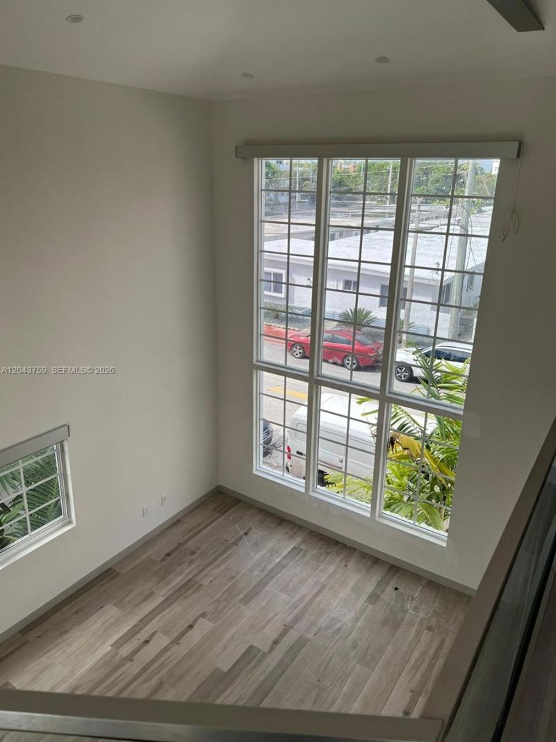 8035 Abbott Ave, Miami Beach, FL 33141 Photo