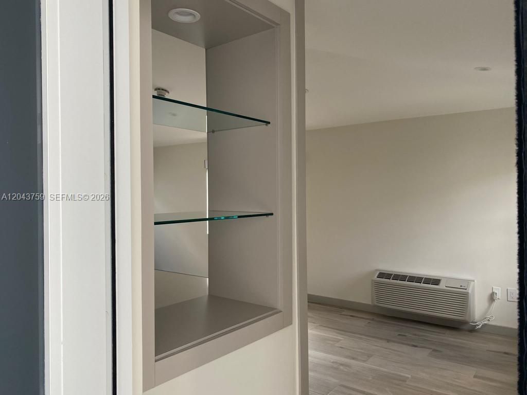 8035 Abbott Ave, Miami Beach, FL 33141 Photo