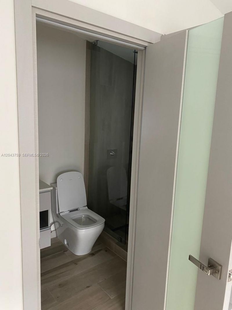 8035 Abbott Ave, Miami Beach, FL 33141 Photo