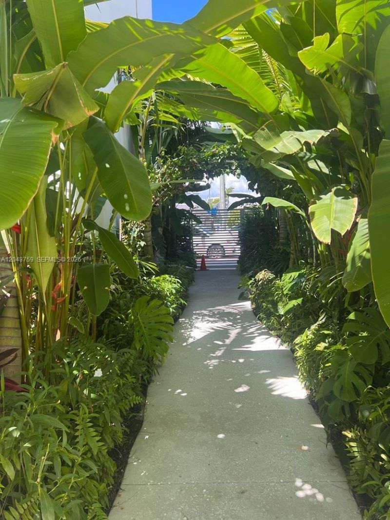 8035 Abbott Ave, Miami Beach, FL 33141 Photo