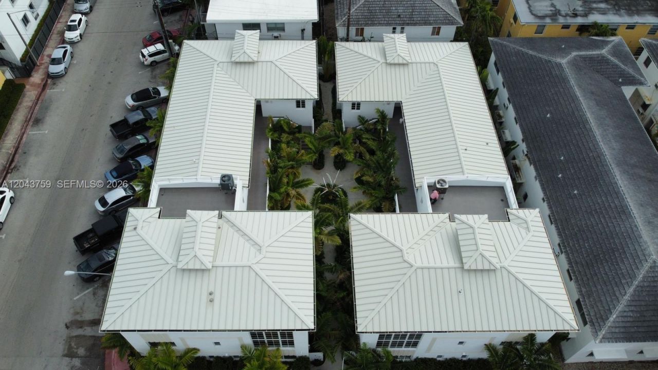 8035 Abbott Ave, Miami Beach, FL 33141 Photo