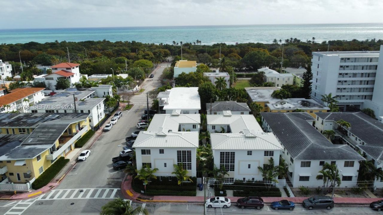 8035 Abbott Ave, Miami Beach, FL 33141 Photo