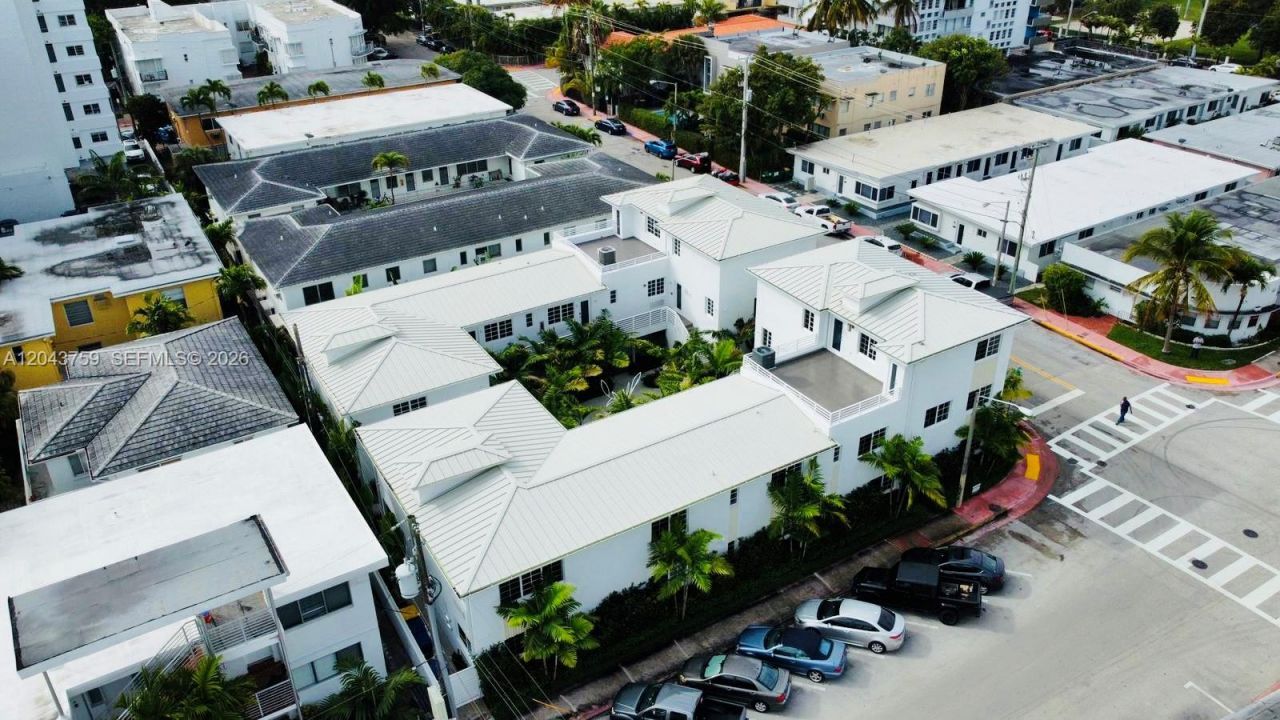 8035 Abbott Ave, Miami Beach, FL 33141 Photo