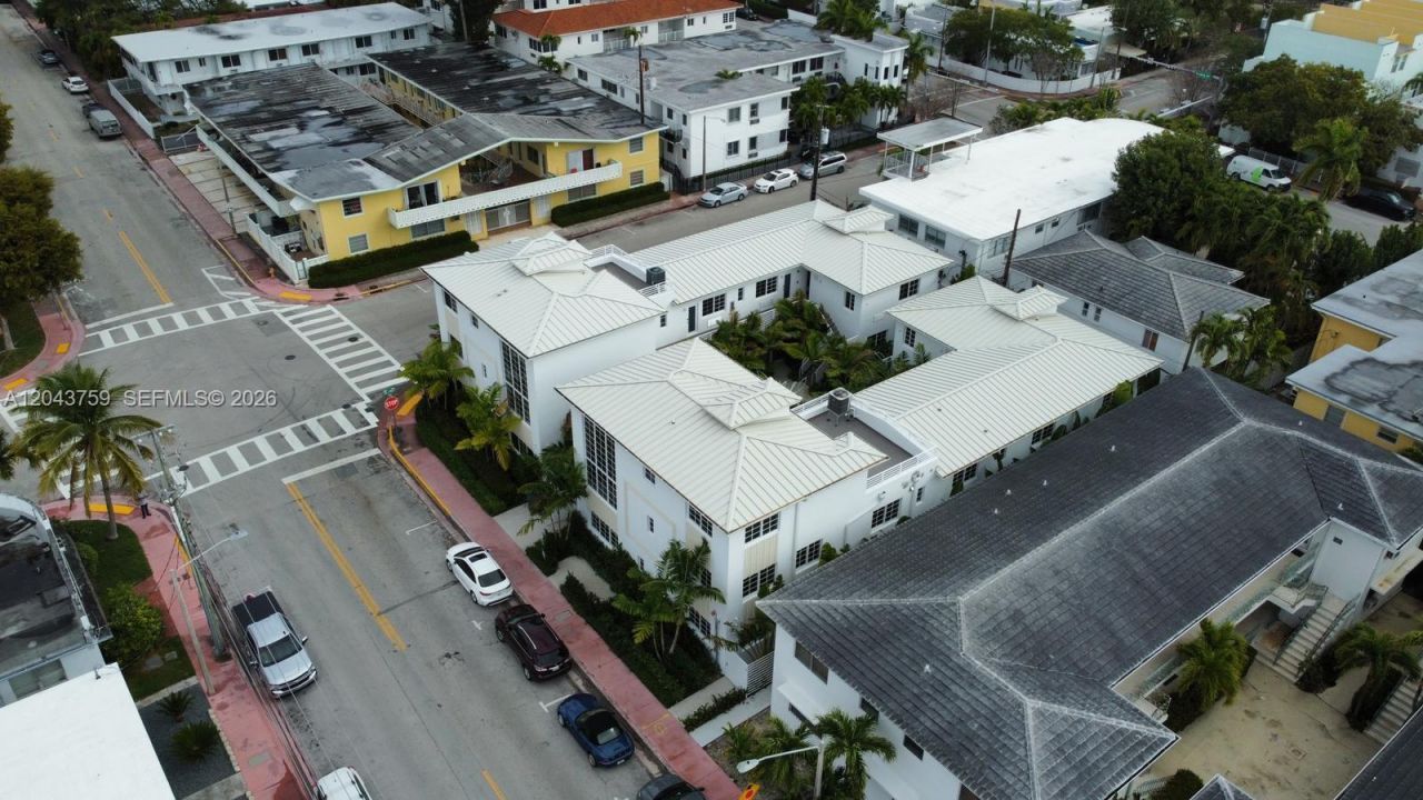 8035 Abbott Ave, Miami Beach, FL 33141 Photo