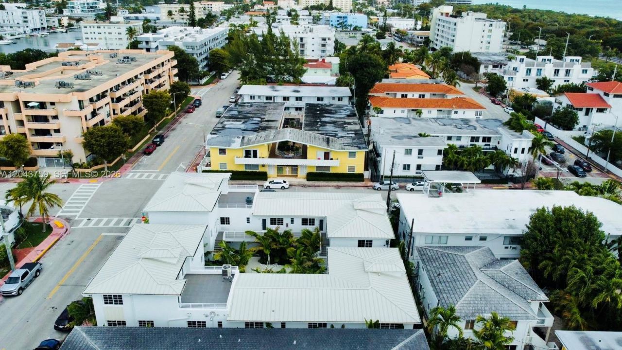 8035 Abbott Ave, Miami Beach, FL 33141 Photo