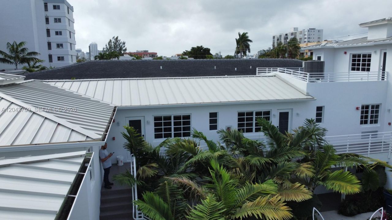 8035 Abbott Ave, Miami Beach, FL 33141 Photo