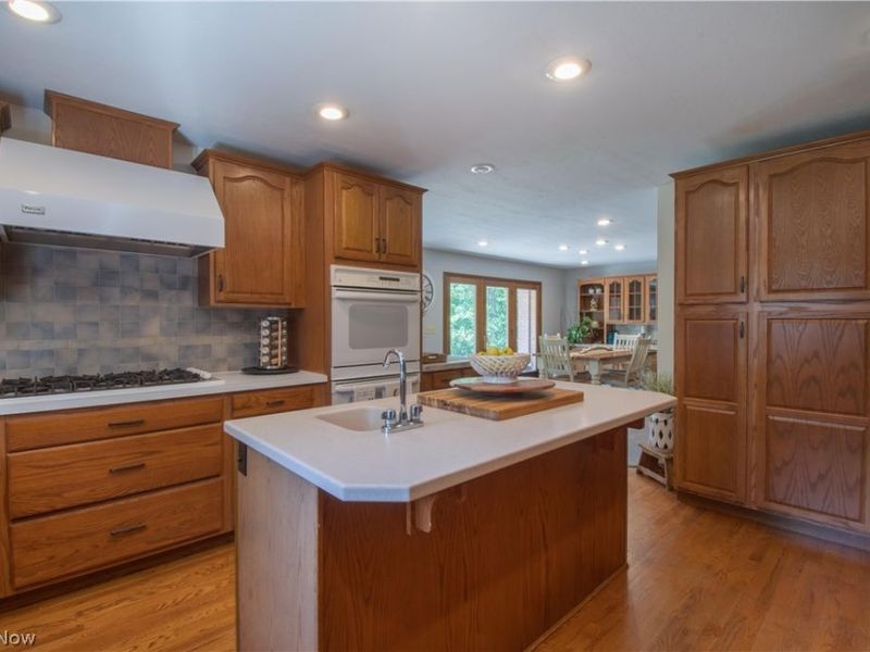 6476 Harbor Drive NW, Canton, OH 44718 Photo 17