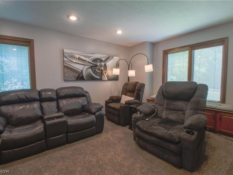 6476 Harbor Drive NW, Canton, OH 44718 Photo 25