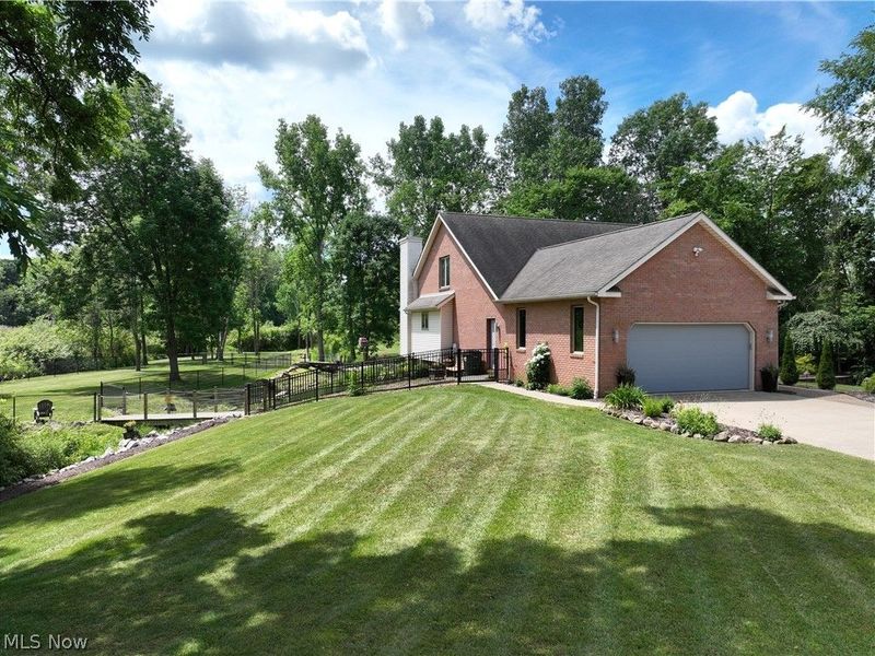 6476 Harbor Drive NW, Canton, OH 44718 Photo 3