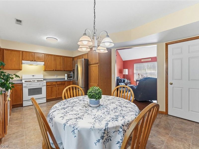 5401 Pebble Creek Lane, Perry, OH 44077 Photo 11
