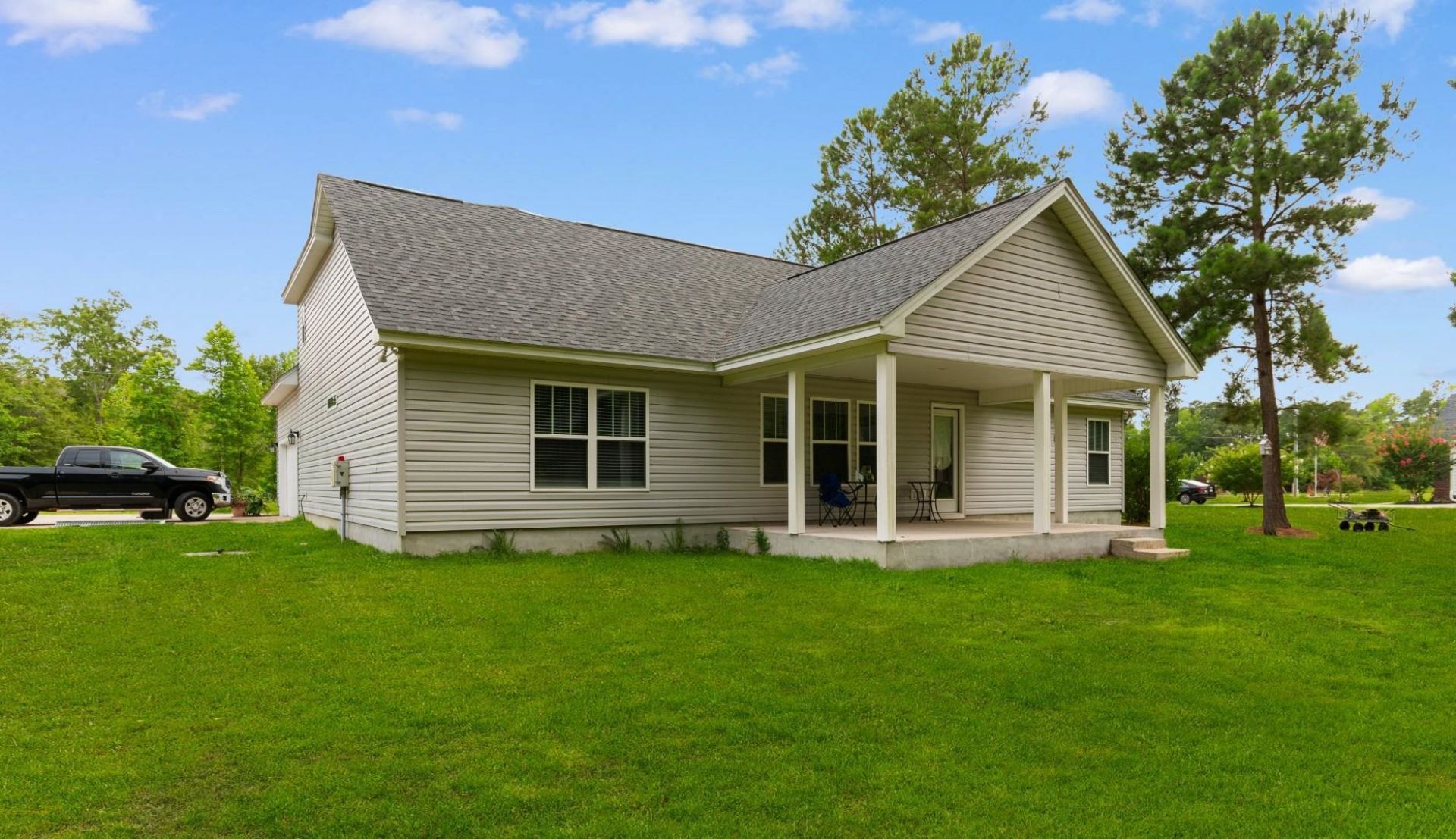 1369 Highway 915 Photo 32