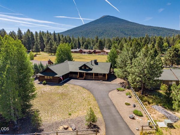 26275 SW Metolius Meadows Drive, Camp Sherman, OR 97730