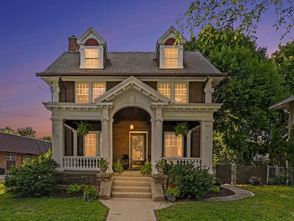 1504 Greenwood Avenue, Jackson, MI 49203