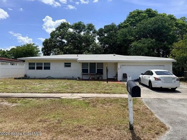 557 W Dayton Circle , Fort Lauderdale, FL 33312